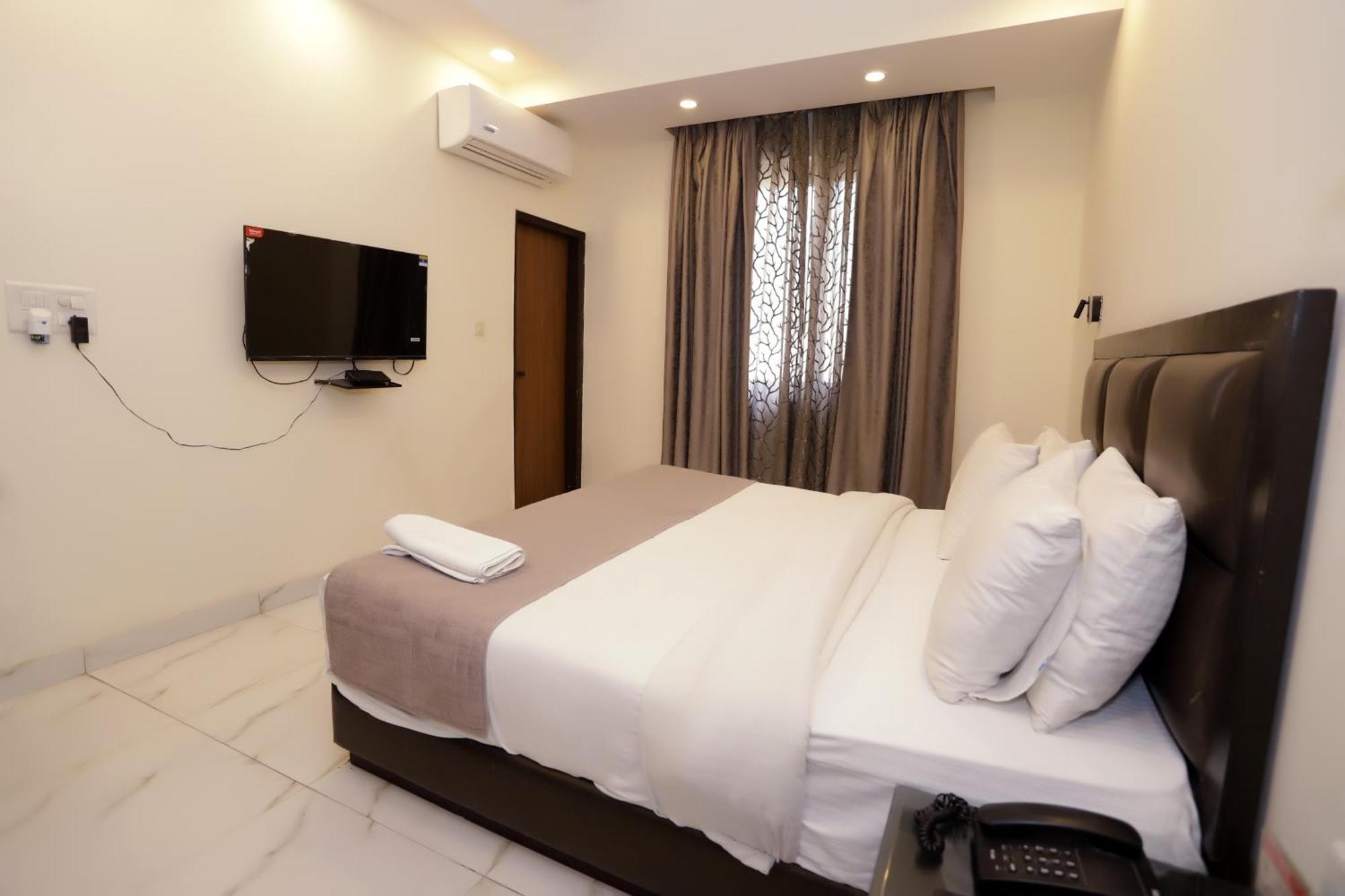 Hotel Pk Residency Noida Exterior photo