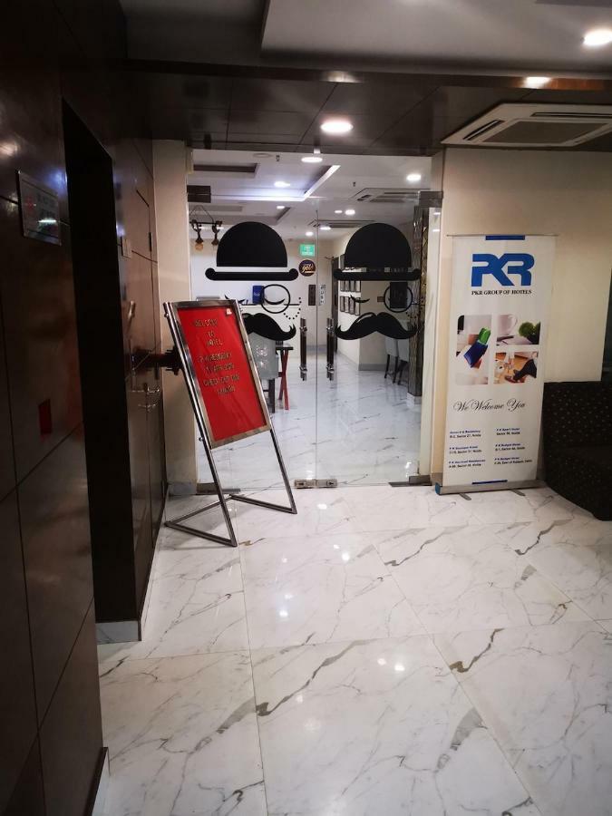 Hotel Pk Residency Noida Exterior photo